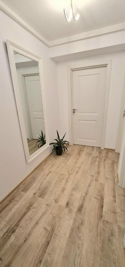 Apartament Bacovia Bacău Buitenkant foto